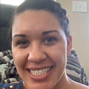 Meet your Posher, Candi